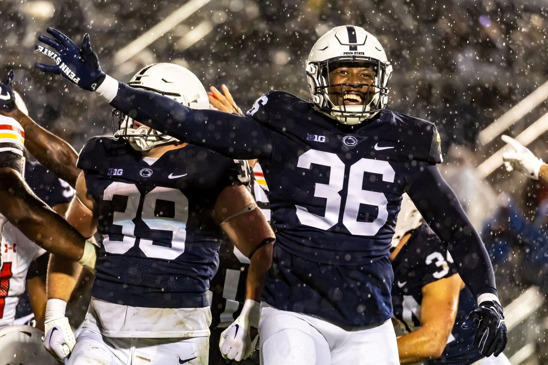 MD at PSU football_14.jpg